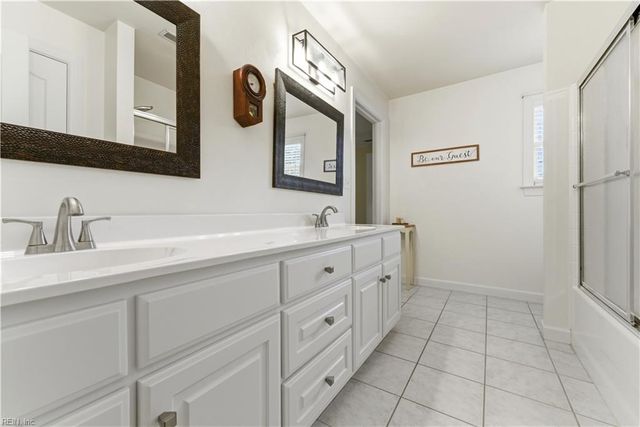 3932 Colony Pointe DR, Chesapeake, VA 23321