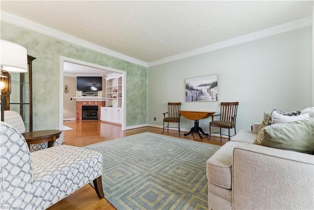 3932 Colony Pointe DR, Chesapeake, VA 23321