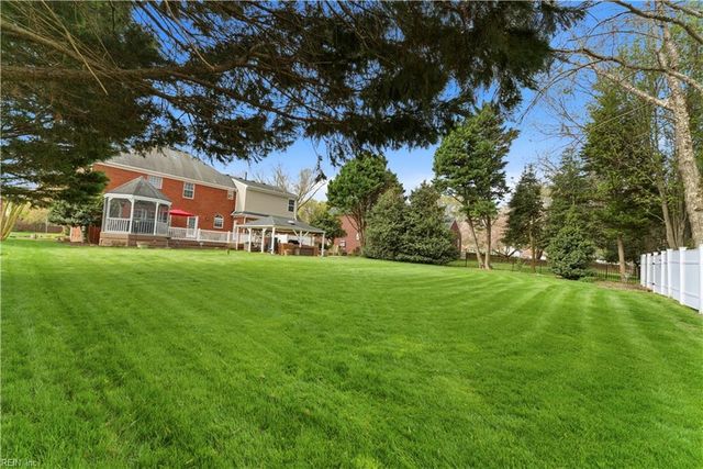 3932 Colony Pointe DR, Chesapeake, VA 23321