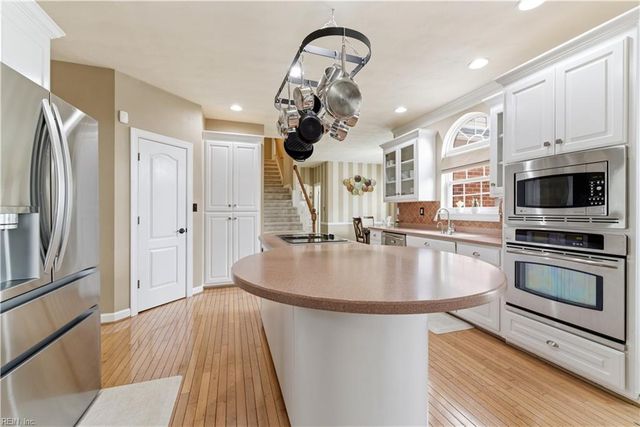 3932 Colony Pointe DR, Chesapeake, VA 23321