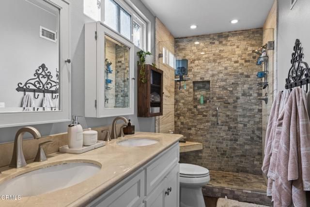 285 Siesta Avenue, Thousand Oaks, CA 91360