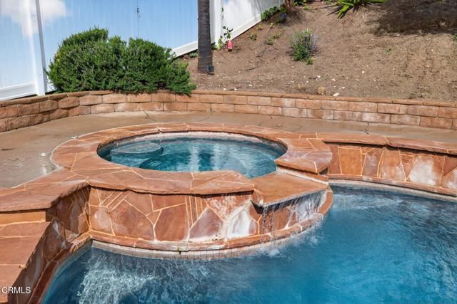 285 Siesta Avenue, Thousand Oaks, CA 91360