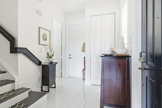 855 Marina Del Ray Lane 3, West Palm Beach, FL 33401