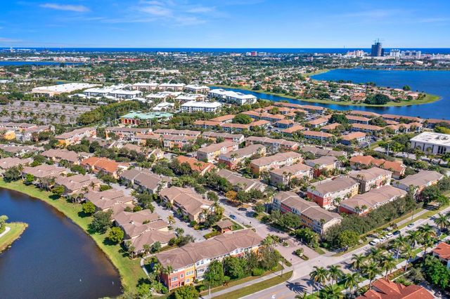 855 Marina Del Ray Lane 3, West Palm Beach, FL 33401