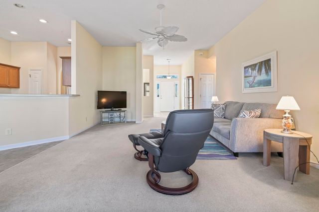 2 Hearthstone Way, Murrells Inlet, SC 29576