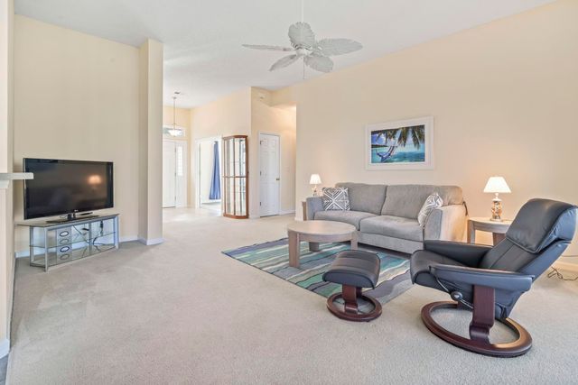 2 Hearthstone Way, Murrells Inlet, SC 29576