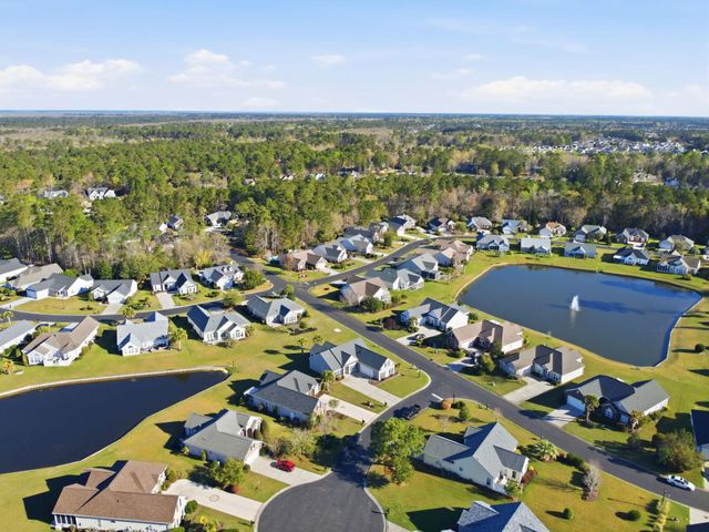 2 Hearthstone Way, Murrells Inlet, SC 29576