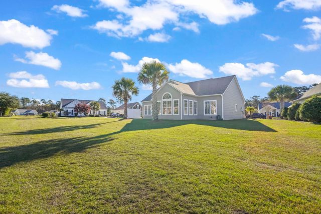 2 Hearthstone Way, Murrells Inlet, SC 29576