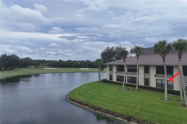 22 Plantation Drive 104, Vero Beach, FL 32966