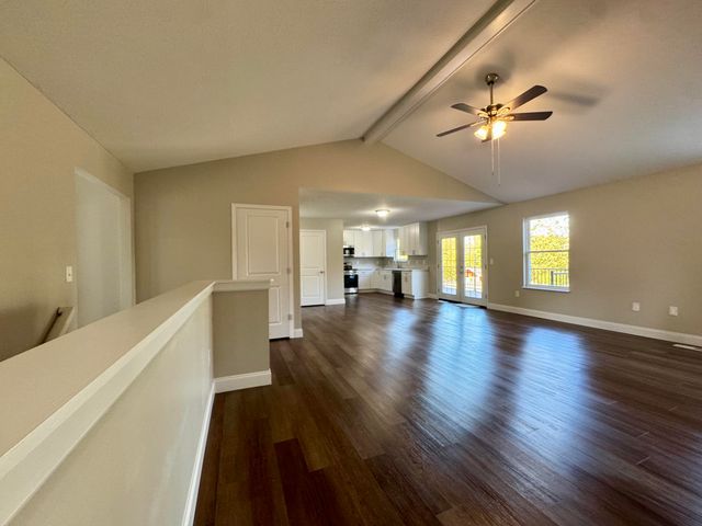 2729 Benjamin Lane, Hebron, KY 41048