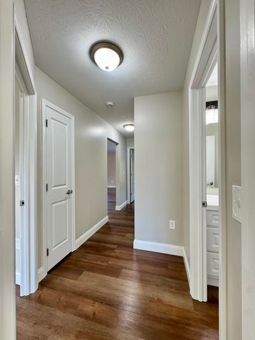 2729 Benjamin Lane, Hebron, KY 41048