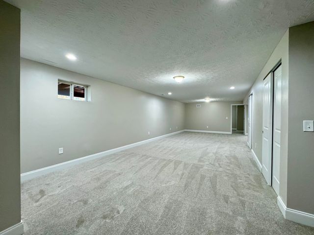 2729 Benjamin Lane, Hebron, KY 41048