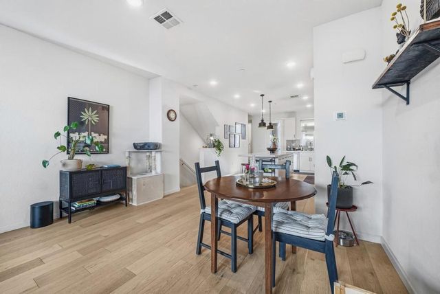 390 Camarillo Terrace, Sunnyvale, CA 94085