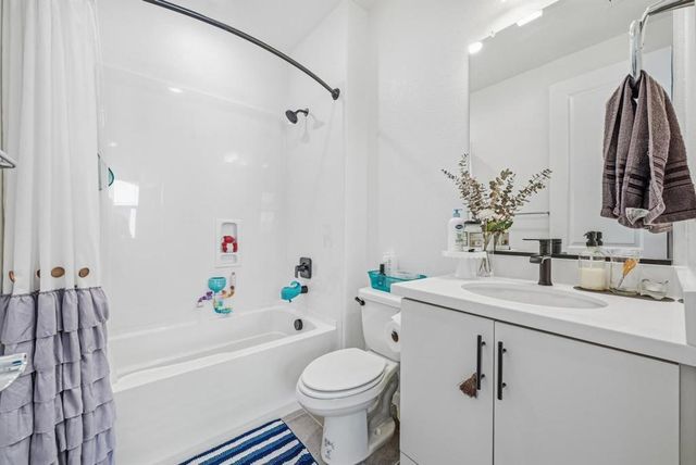 390 Camarillo Terrace, Sunnyvale, CA 94085