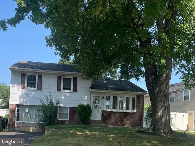 303 WILLARD RD, Hatboro, PA 19040