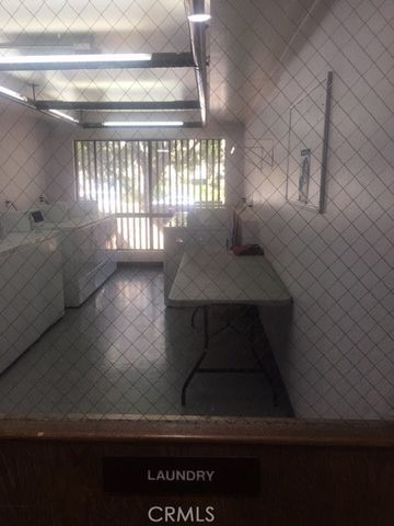 22100 Burbank Blvd 350F, Woodland Hills, CA 91364