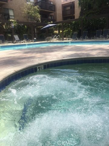 22100 Burbank Blvd 350F, Woodland Hills, CA 91364