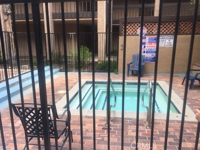 22100 Burbank Blvd 350F, Woodland Hills, CA 91364