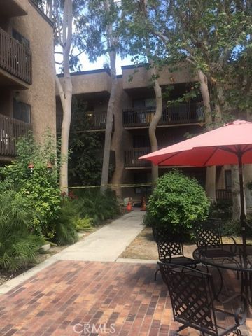 22100 Burbank Blvd 350F, Woodland Hills, CA 91364