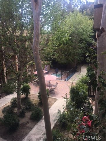 22100 Burbank Blvd 350F, Woodland Hills, CA 91364