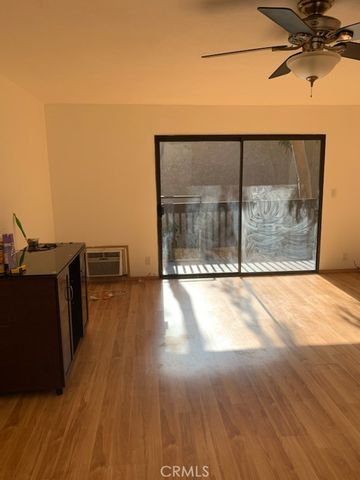 22100 Burbank Blvd 350F, Woodland Hills, CA 91364