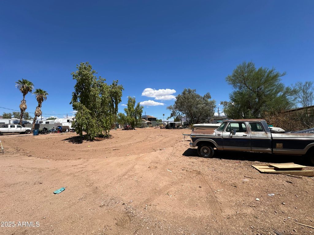 Image 4 of property listing at 2489 W Shiprock Street -, Apache Junction, AZ 85120