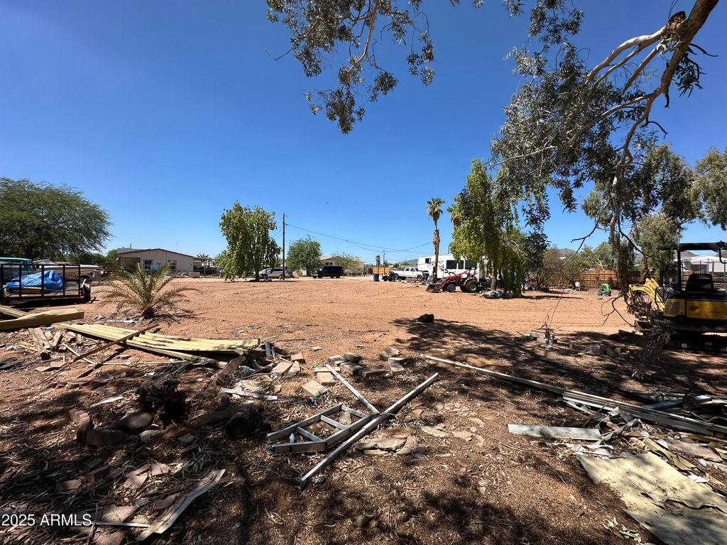 Image 7 of property listing at 2489 W Shiprock Street -, Apache Junction, AZ 85120