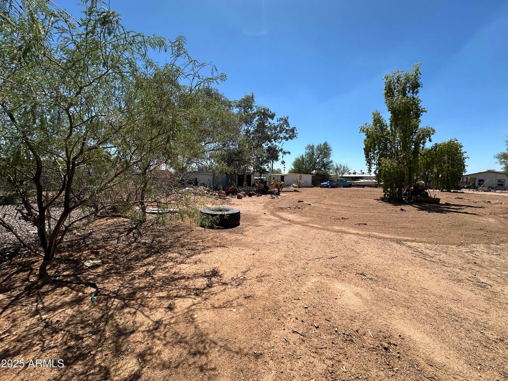 Image 9 of property listing at 2489 W Shiprock Street -, Apache Junction, AZ 85120