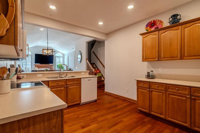 4392 Crimson Maple Lane, Westerville, OH 43082