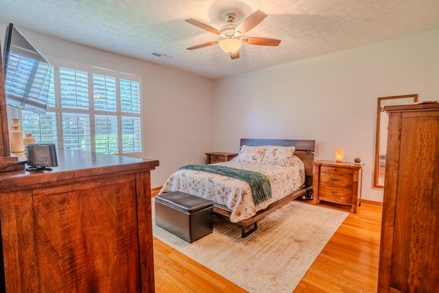 4392 Crimson Maple Lane, Westerville, OH 43082