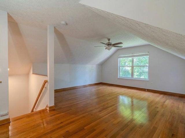 4392 Crimson Maple Lane, Westerville, OH 43082