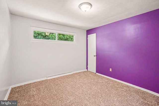 3412 BEDFORD DR, Camp Hill, PA 17011