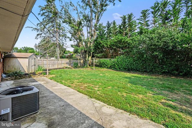 3412 BEDFORD DR, Camp Hill, PA 17011