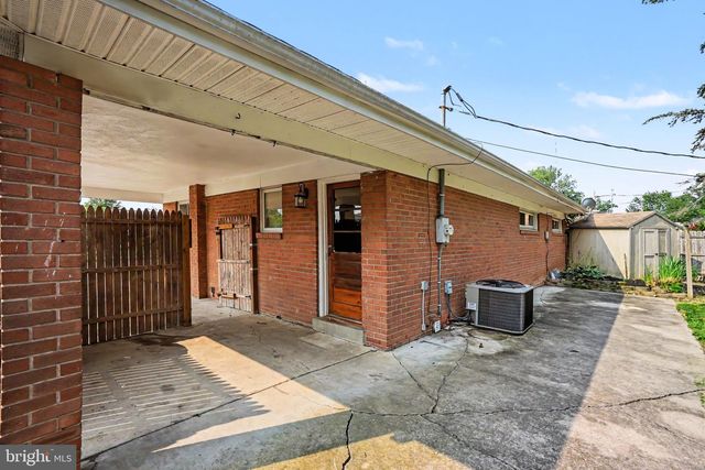 3412 BEDFORD DR, Camp Hill, PA 17011