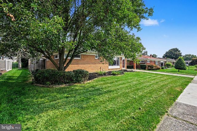 3412 BEDFORD DR, Camp Hill, PA 17011
