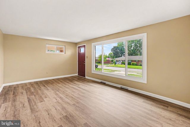 3412 BEDFORD DR, Camp Hill, PA 17011