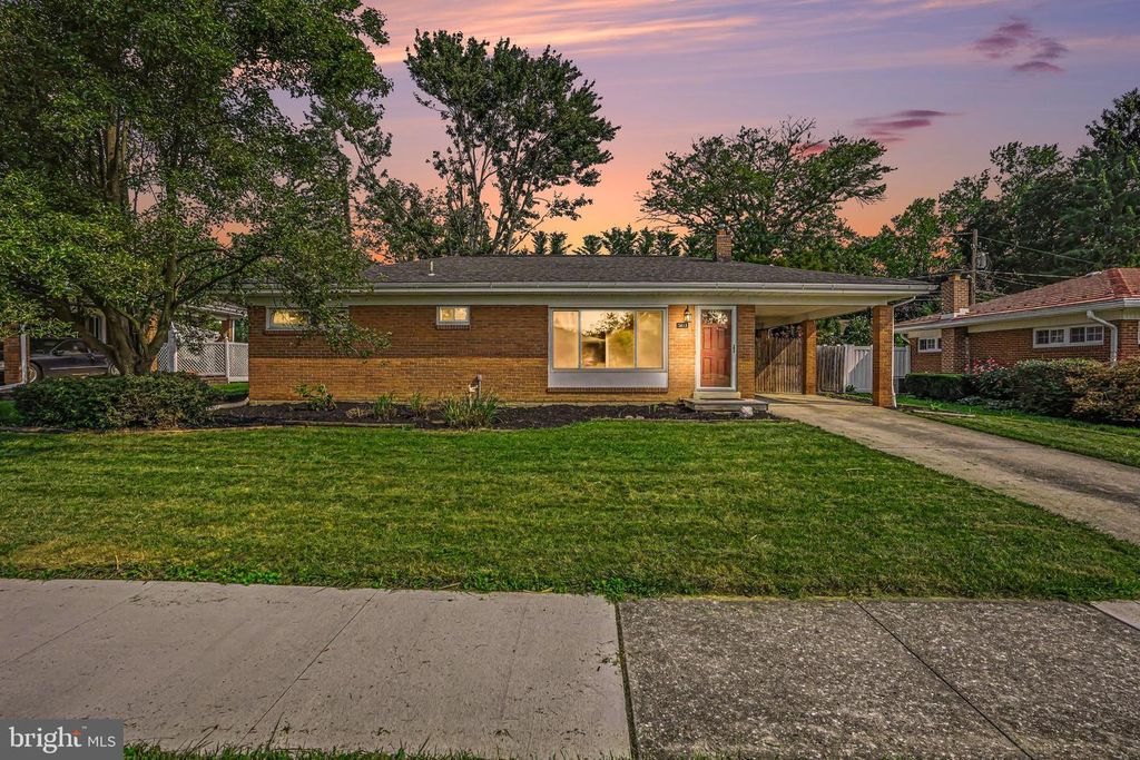 3412 BEDFORD DR, Camp Hill, PA 17011