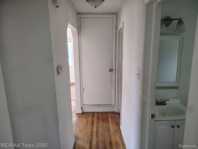 1828 Garfield Avenue, Lincoln Park, MI 48146