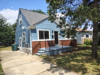 1828 Garfield Avenue, Lincoln Park, MI 48146