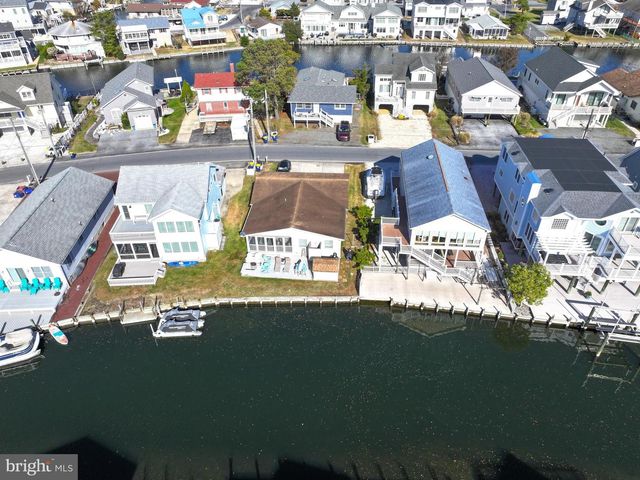 16 OYSTER BAY DR, Fenwick Island, DE 19944