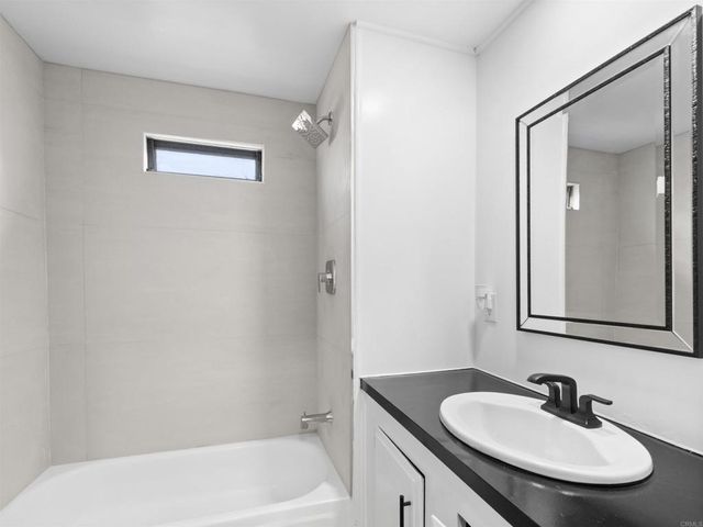 2907 S Santa Fe Avenue 57, San Marcos, CA 92069