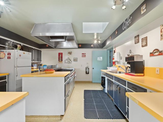 2907 S Santa Fe Avenue 57, San Marcos, CA 92069