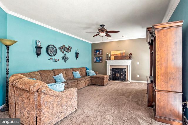 220 RIPLEY CT, Williamstown, NJ 08094