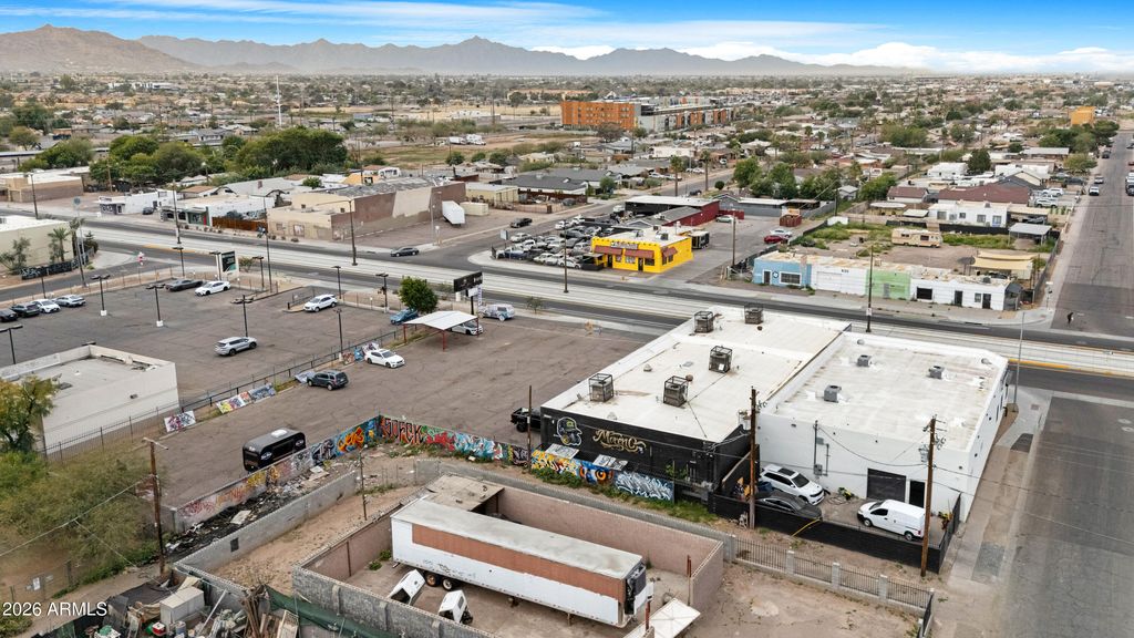 4105 S CENTRAL Avenue, Phoenix, AZ 85040 — photo 5