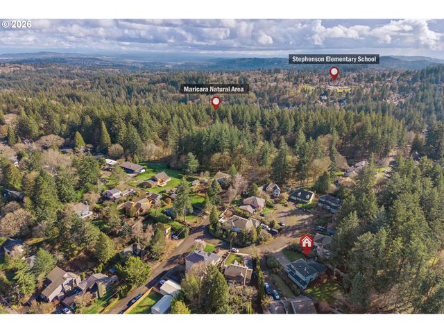 2925 Sw LURADEL Ln, Portland, OR 97219