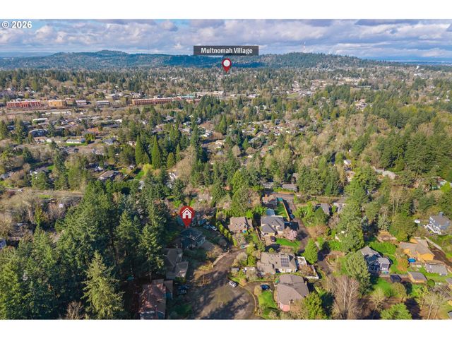 2925 Sw LURADEL Ln, Portland, OR 97219