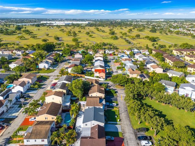 11966 SW 271st St, Homestead, FL 33032