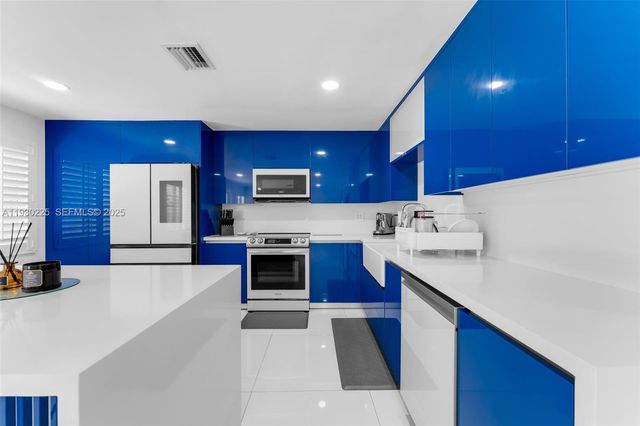 11966 SW 271st St, Homestead, FL 33032