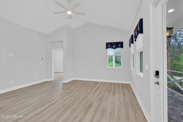 275 Pop Top Lane, Daytona Beach, FL 32124