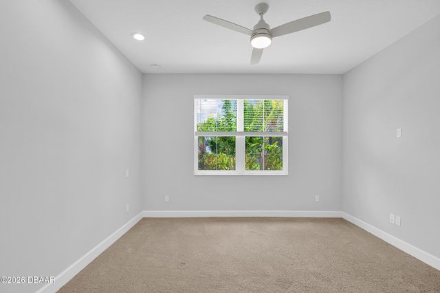 275 Pop Top Lane, Daytona Beach, FL 32124